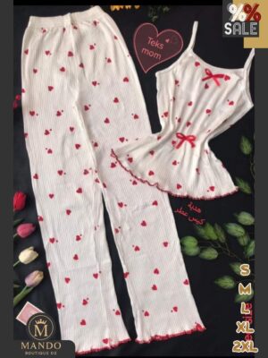 Meilleure amie et le pantalon à cœurs